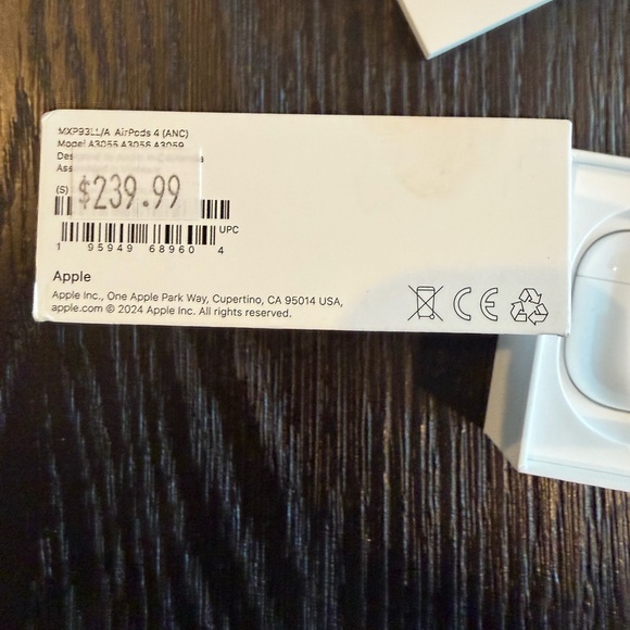 Apple AirPods 4 with Active Noise Cancellation – Pristine / Open Box - Picture 4 of 5